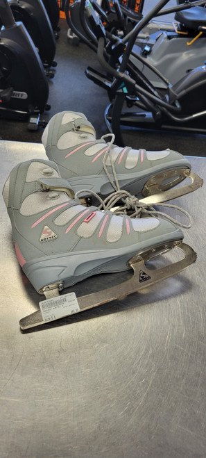 Vist Large View of Product Image Which is Used Jackson SOFTEC 6 WomensFigure Skate Grey Senior 6