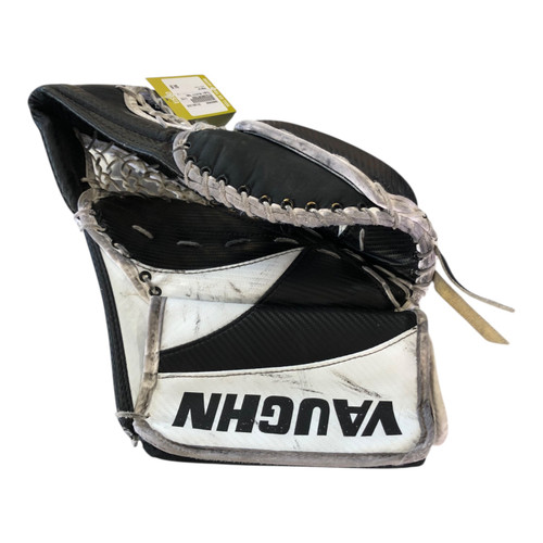 Vist Large View of Product Image Which is Used Vaughn VELOCITY 7000 Senior Goalie Catcher Black