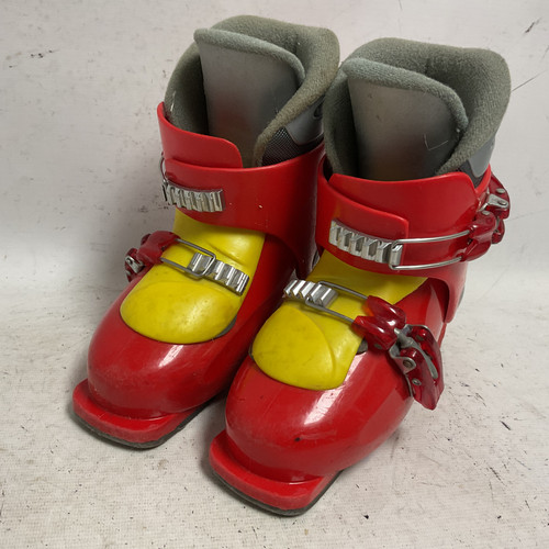 Vist Large View of Product Image Which is Used Head CARVE HT2 Boys DH Ski Boot Red 205 MP - J01