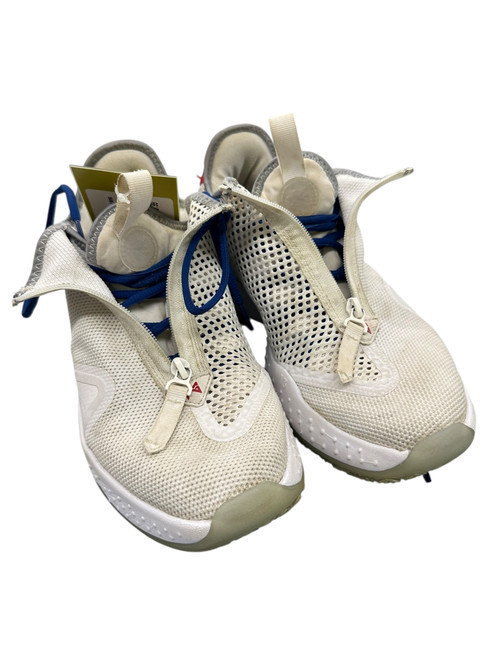 Vist Large View of Product Image Which is Used Nike PG 4 ID Basketball Shoes M Red Senior 9