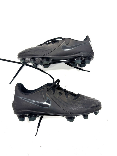 Vist Large View of Product Image Which is Used Nike Soccer Cleats Black Junior 01.5