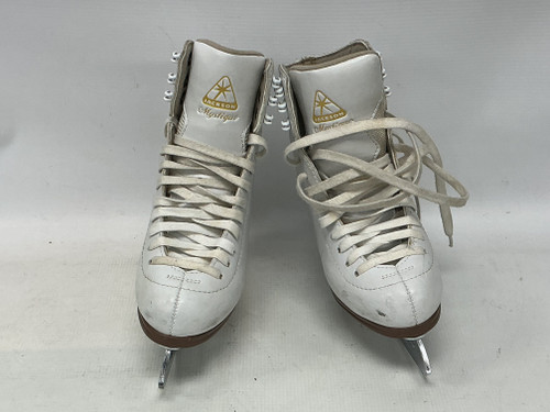 Vist Large View of Product Image Which is Used Jackson MYSTIQUE Girls Figure Skate White Junior 02