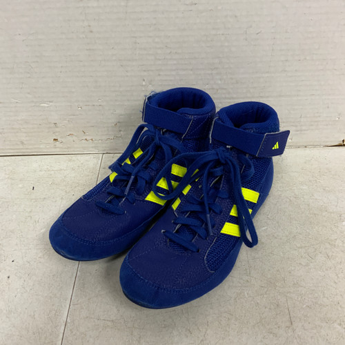 Vist Large View of Product Image Which is Used Adidas Wrestling Shoes Royal Blue Junior 04
