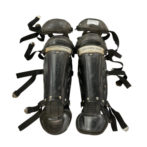 Vist Large View of Product Image Which is Used FORCE3 PRO GEAR Catchers Leg Guards Black Intermed