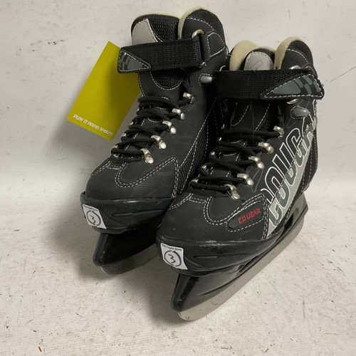 Vist Large View of Product Image Which is Used COUGAR SKATES Boys Softboot Skate Black Junior 03