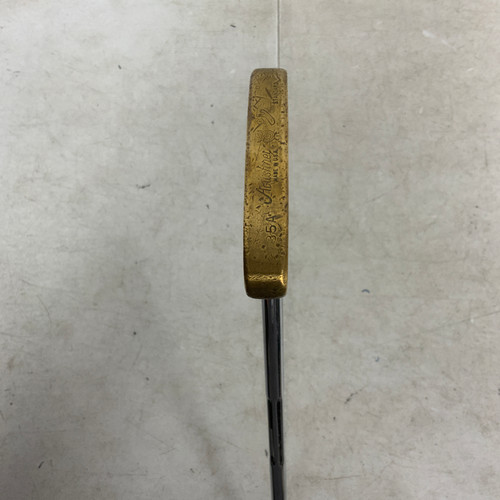 Vist Large View of Product Image Which is Used Acushnet BULLSEYE Mens Putter RH