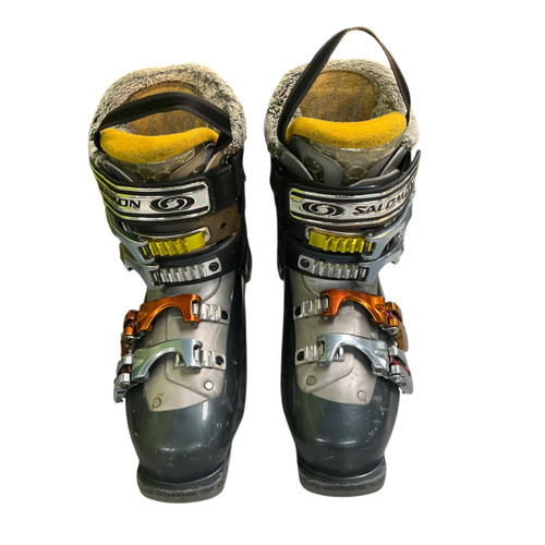 Vist Large View of Product Image Which is Used Salomon IRONY 7.5 Womens DH Ski Boot Grey 230 MP - J05 - W06