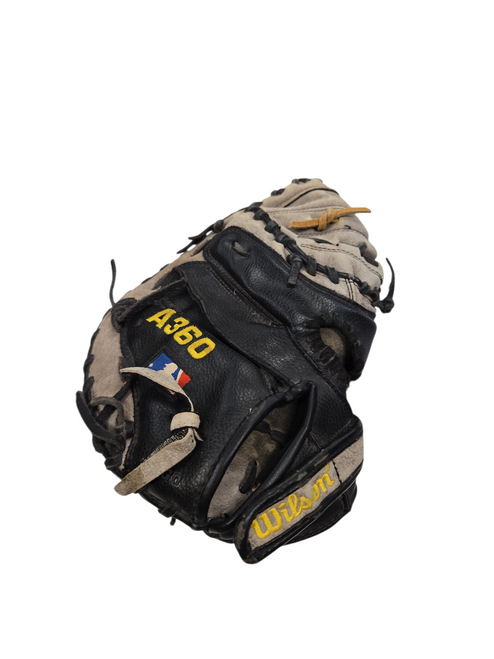 Vist Large View of Product Image Which is Used Wilson A360 BB/SB Catchers RH Throw Black 32 1/2"