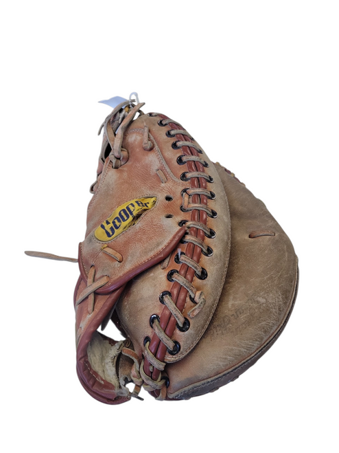 Vist Large View of Product Image Which is Used Cooper CATCHER-RIP- BB/SB Catchers RH Throw Brown 32 1/2"