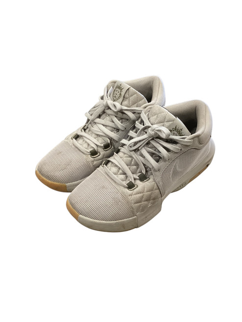 Vist Large View of Product Image Which is Used Nike Basketball Shoes M Grey Senior 10