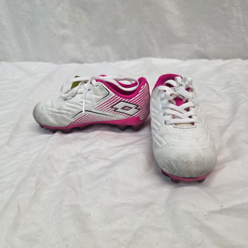 Vist Large View of Product Image Which is Used Lotto Roma 700 Soccer Cleats White Youth 09.0