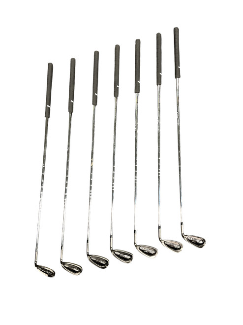 Vist Large View of Product Image Which is Used Mizuno JPX EZ Mens Iron Set RH 4I-GW/AW