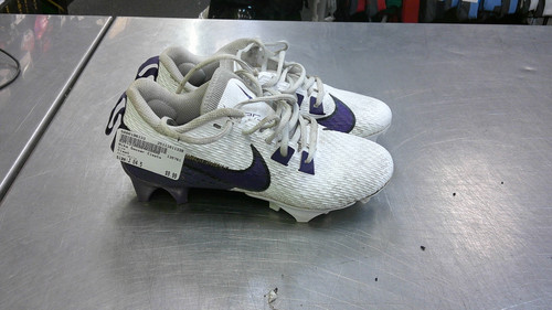 Vist Large View of Product Image Which is Used Nike Soccer Cleats White Junior 04.5