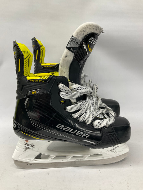 Vist Large View of Product Image Which is Used Bauer SUPREME M4 Junior Hockey Skate Junior 06