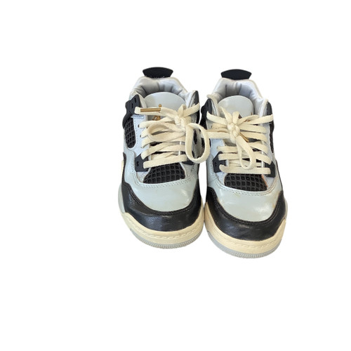 Vist Large View of Product Image Which is Used Jordan Basketball Shoes Y Black Youth 12.0