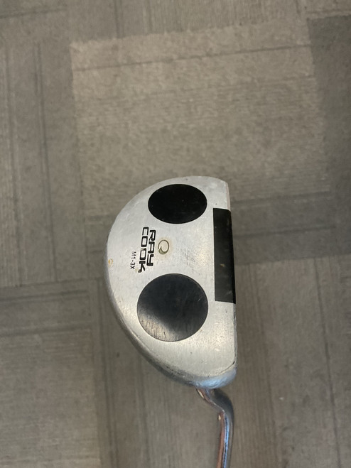 Vist Large View of Product Image Which is Used Ray Cook M1-3X Mens Putter RH