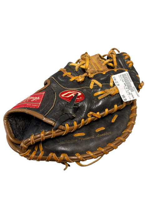 Vist Large View of Product Image Which is Used Rawlings MARK OF A PRO BB/SB First Base RH Throw None 12"