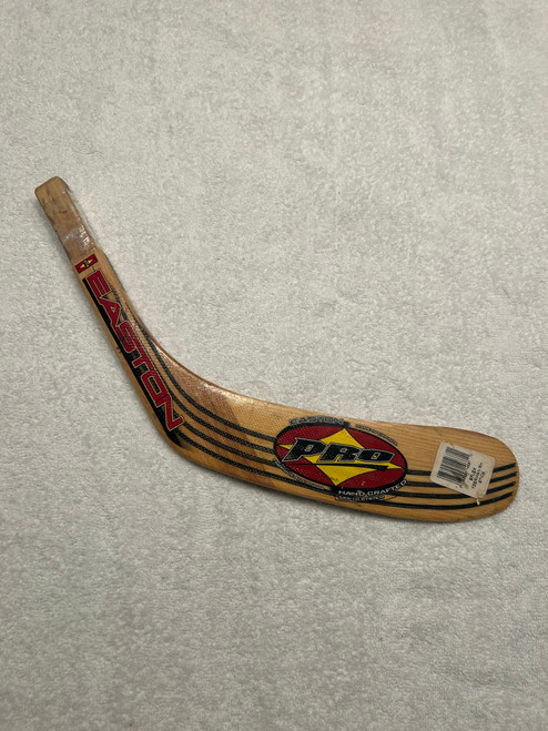 Vist Large View of Product Image Which is EASTON PRO EFLEX YZERMAN RH SENIOR HOCKEY STICK BLADE MODANO