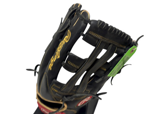 Vist Large View of Product Image Which is Used Wilson A2000 A2000BBJH32GM J.Hamilton Game Spec Pro-Stock Baseball Glove RH Throw Black 12 1/2"