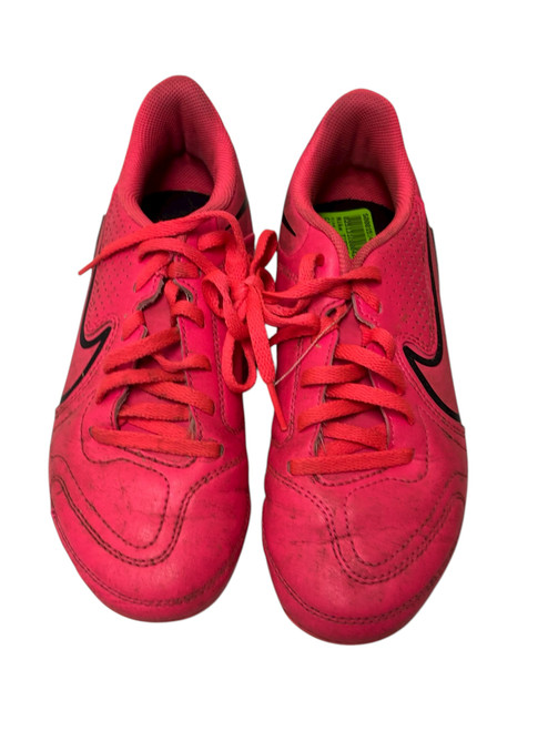Vist Large View of Product Image Which is Used Nike TIEMPO LEGEND 9 CLUG FG Soccer Cleats Junior 02.5