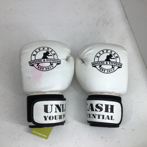 Vist Large View of Product Image Which is Used 16 OZ BOXING GLOVES Boxing Gloves White Senior