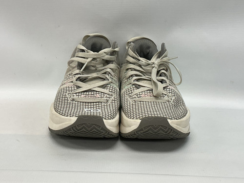 Vist Large View of Product Image Which is Used Nike Basketball Shoes M Green And White Senior 9.5