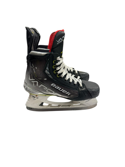 Vist Large View of Product Image Which is Used Bauer VAPOR HYPERLITE 1 Junior Hockey Skate Junior 04
