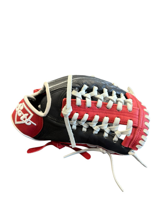 Vist Large View of Product Image Which is New Soto CLASSIC S20 BB Glove RH Throw Black And Carolina Blue 12"