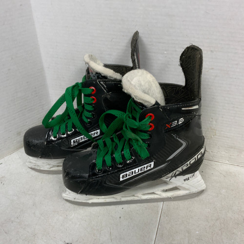 Vist Large View of Product Image Which is Used Bauer X 3.5 Junior Hockey Skate Junior 03