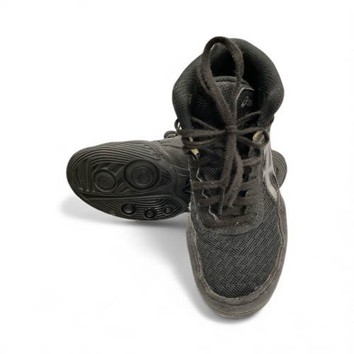 Vist Large View of Product Image Which is Used Asics Wrestling Shoes Black Junior 01