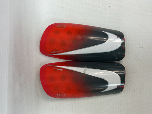Vist Large View of Product Image Which is Used Nike Soccer Shin Guards Junior Red MD