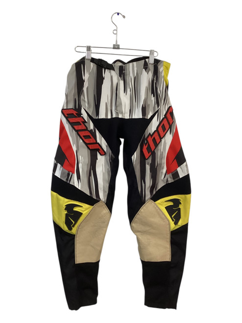 Vist Large View of Product Image Which is Used Thor Adult Bottom Red M/L