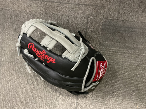 Vist Large View of Product Image Which is Used Rawlings SELECT SERIES BB/SB Glove RH Throw Black 12 1/2"