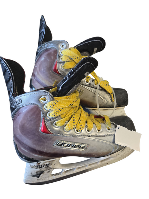 Vist Large View of Product Image Which is Used Bauer X60 SKATES Junior Hockey Skate Junior 04.5