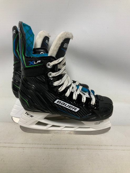 Vist Large View of Product Image Which is Used Bauer XLP Junior Hockey Skate Junior 02