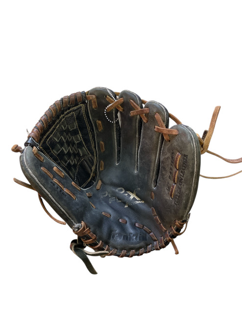 Vist Large View of Product Image Which is Used Franklin PRO FLEX HYBIRD BB/SB Glove RH Throw None 12"