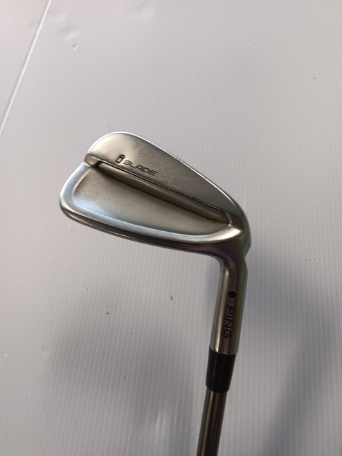 Vist Large View of Product Image Which is Used Ping I BLADE Mens Individual Iron RH 8 Iron