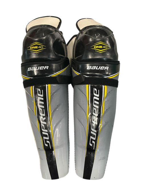 Vist Large View of Product Image Which is Used Bauer ONE 40 Senior Shin Guards None 17"