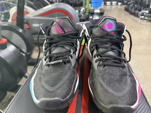 Vist Large View of Product Image Which is Used Nike INFINITE SOUTH BEACH Basketball Shoes W Black Senior 9.5