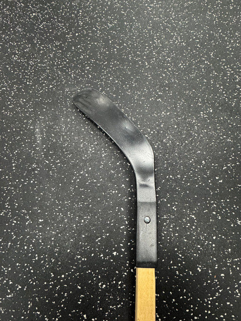 Vist Large View of Product Image Which is Used Mylec PRO-CURVE Junior Wood Right