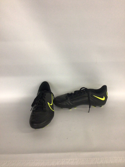 Vist Large View of Product Image Which is Used Nike JR. TIEMPO LEGEND 9 CLUB MG Soccer Cleats Black And Neon Green Junior 05.5