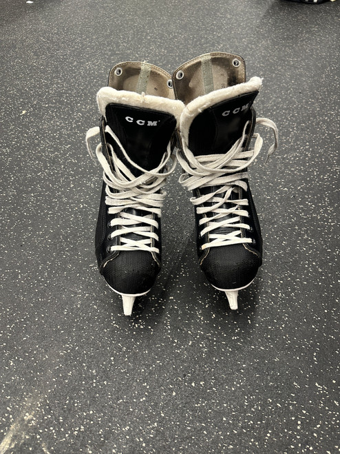 Vist Large View of Product Image Which is Used CCM PRO 102 Senior Hockey Skate Senior 8