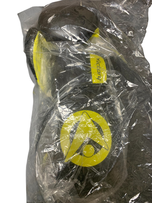 Vist Large View of Product Image Which is Used Boxing Gloves Black Senior