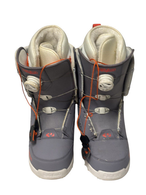 Vist Large View of Product Image Which is Used ThirtyTwo STW BOA 2019 Womens Snowboard Boots Purple Size 10