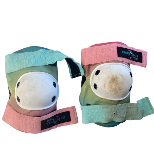 Vist Large View of Product Image Which is Used Skateboard Elbow Pads Pink MD