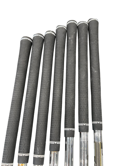 Vist Large View of Product Image Which is Used Taylormade ROCKETBLADEZ  4-PW Mens Iron Set RH 4I-PW