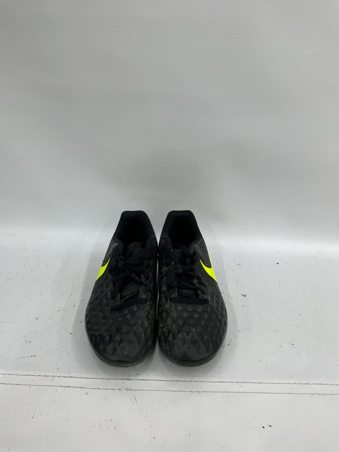 Vist Large View of Product Image Which is Used Nike Soccer Cleats Black Junior 04