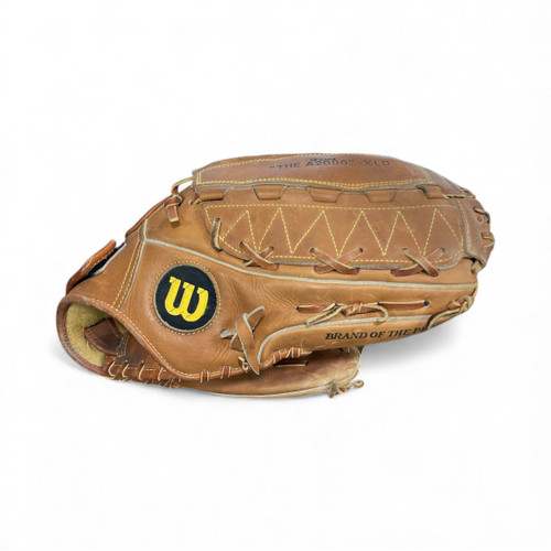 Vist Large View of Product Image Which is Used Wilson A2000 - XLC BB/SB Glove RH Throw Brown 12"