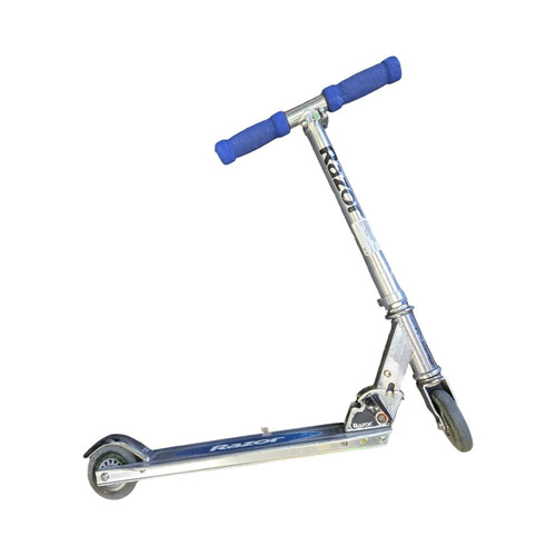 Vist Large View of Product Image Which is Used Razor SCOOTER Scooter Grey