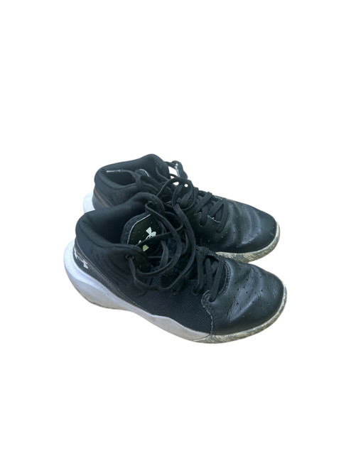 Vist Large View of Product Image Which is Used Under Armour ART 3024795-001 Basketball Shoes Y Black And White Junior 02